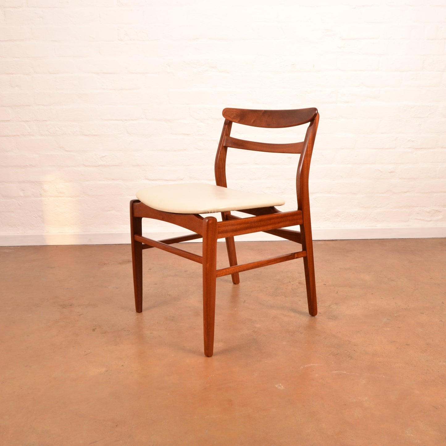 Set of 8 x MCM Dining Chairs by DS Vorster & Co