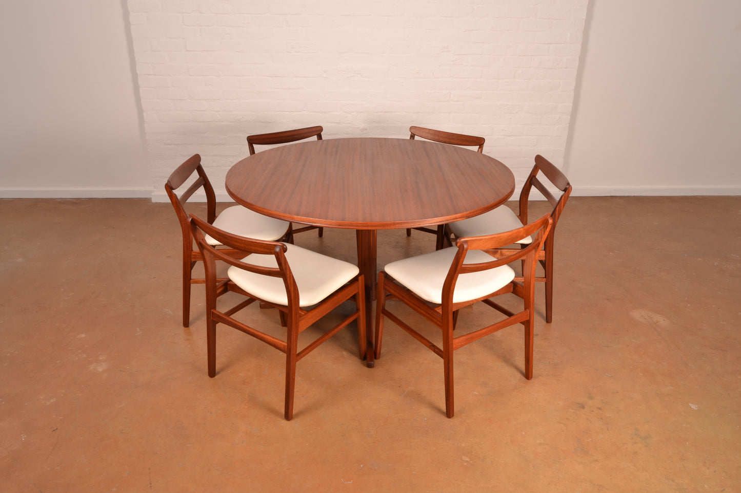 6-Seater MCM Dining Table by DS Vorster & Co