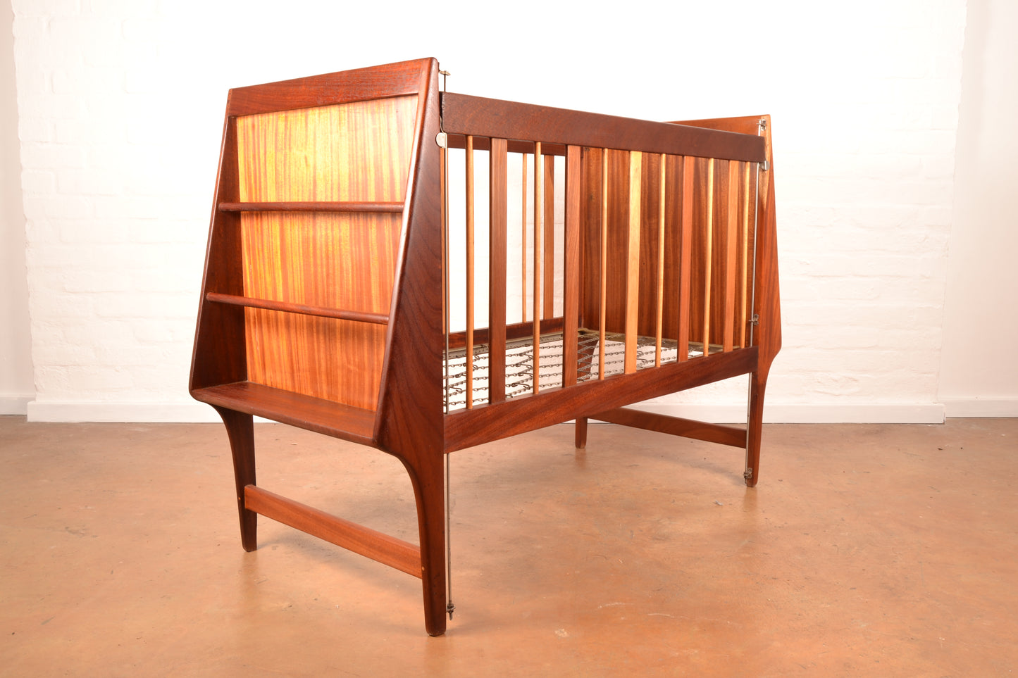 Mid Century Modern Baby Cot