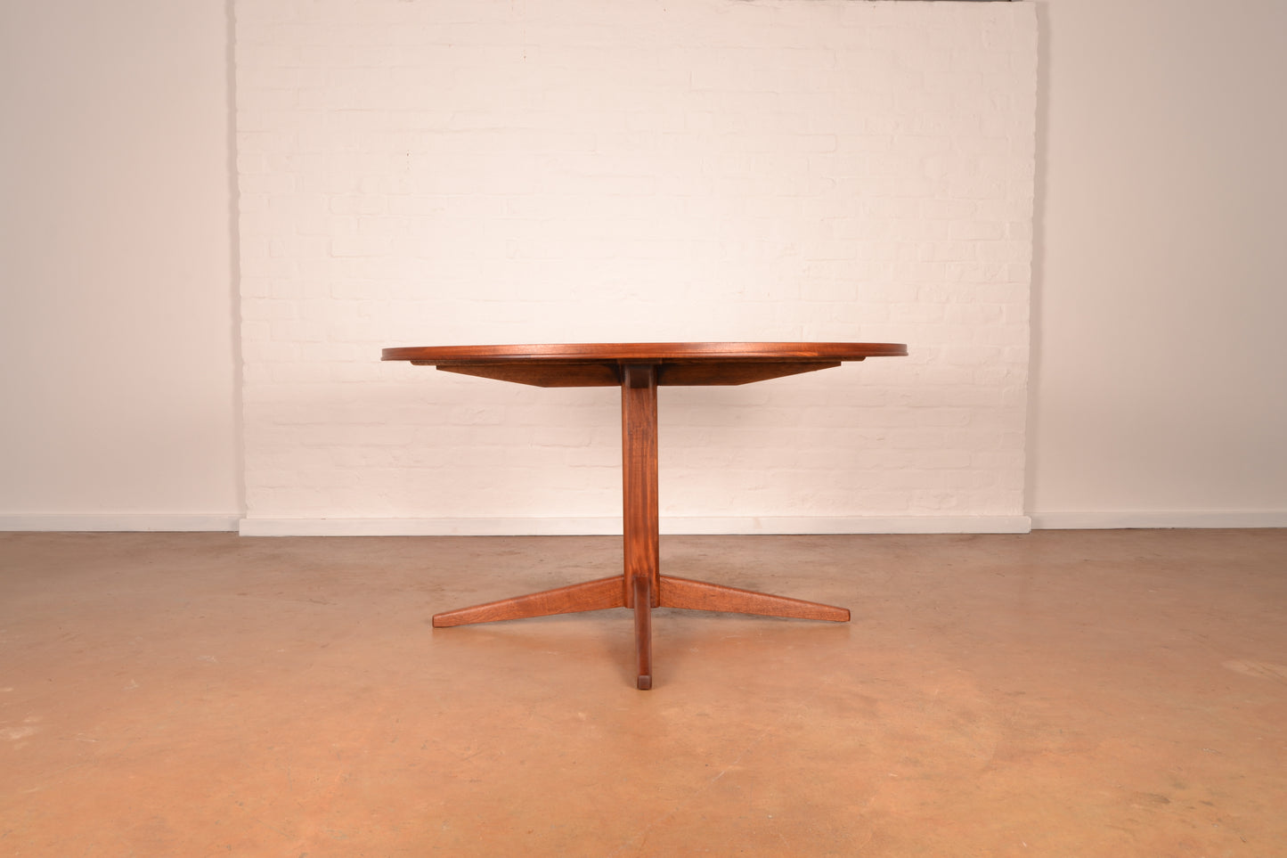 6-Seater MCM Dining Table by DS Vorster & Co
