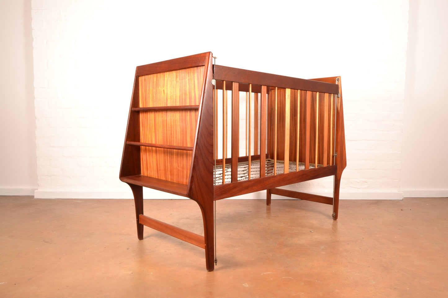 Mid Century Modern Baby Cot