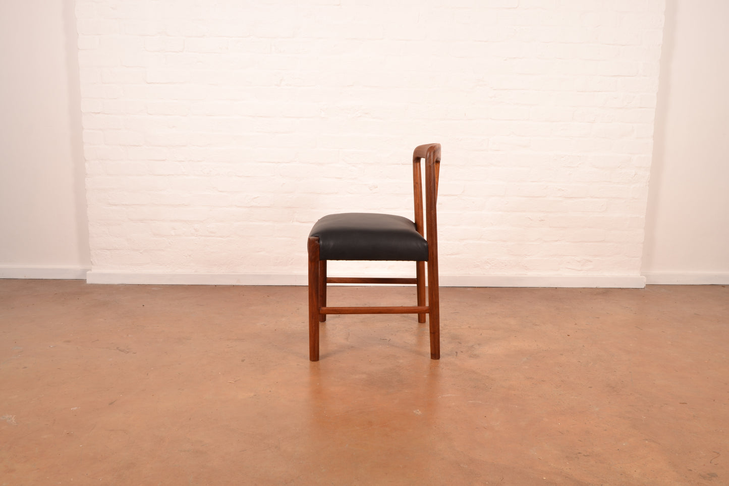 Set of 4 Mid Century Modern Dining Chairs by Artecasa