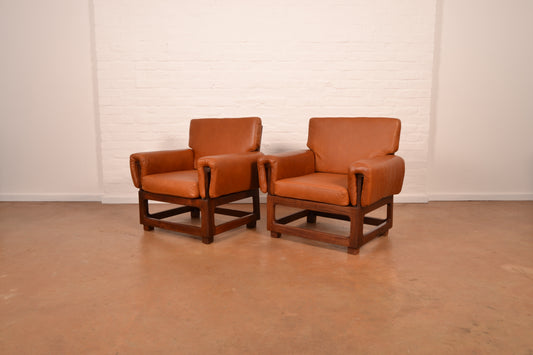 Vintage Pair of Genuine Leather "Copa" Style Armchairs in Brazilian Walnut