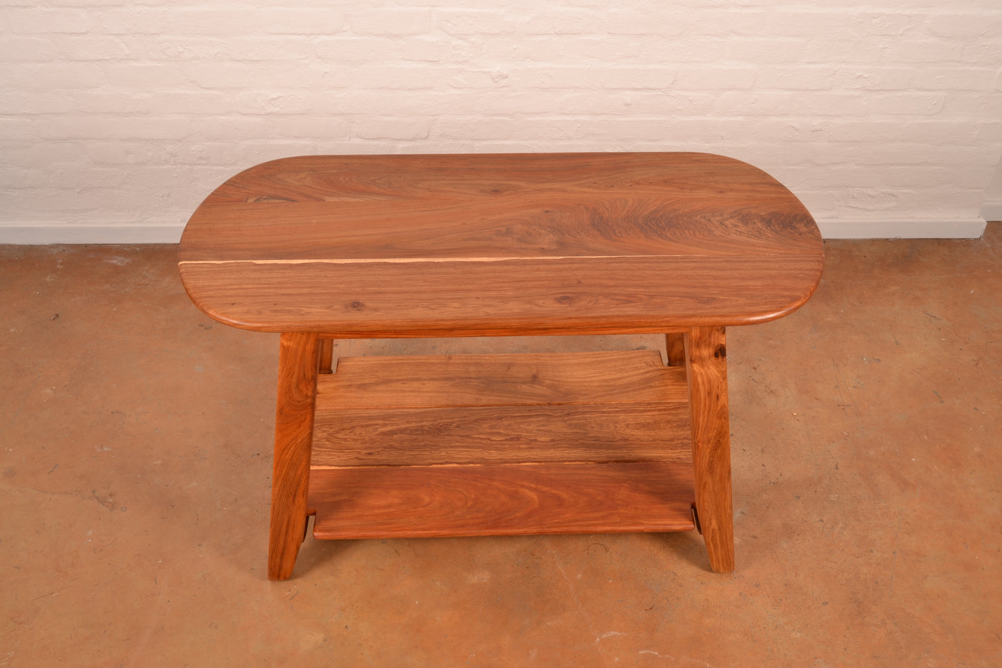 Clapton Range: The Layla Display Table