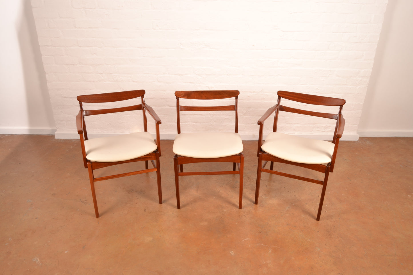 Set of 8 x MCM Dining Chairs by DS Vorster & Co