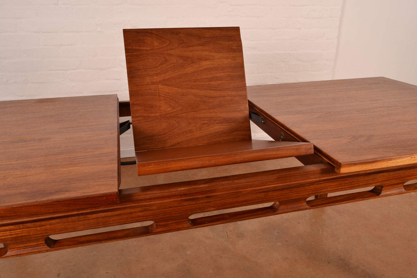MCM 6-8 Seater Dining Table by Greaves & Thomas