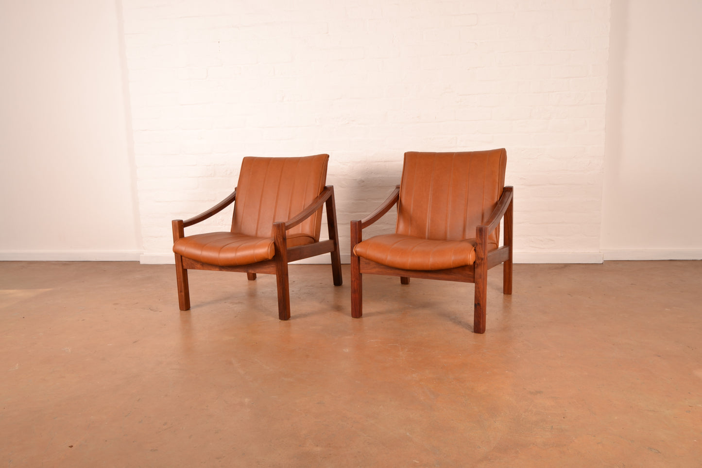 Pair of Vintage South African Mid-Century Modern Armchairs in Solid Kiaat & Toffee Leather