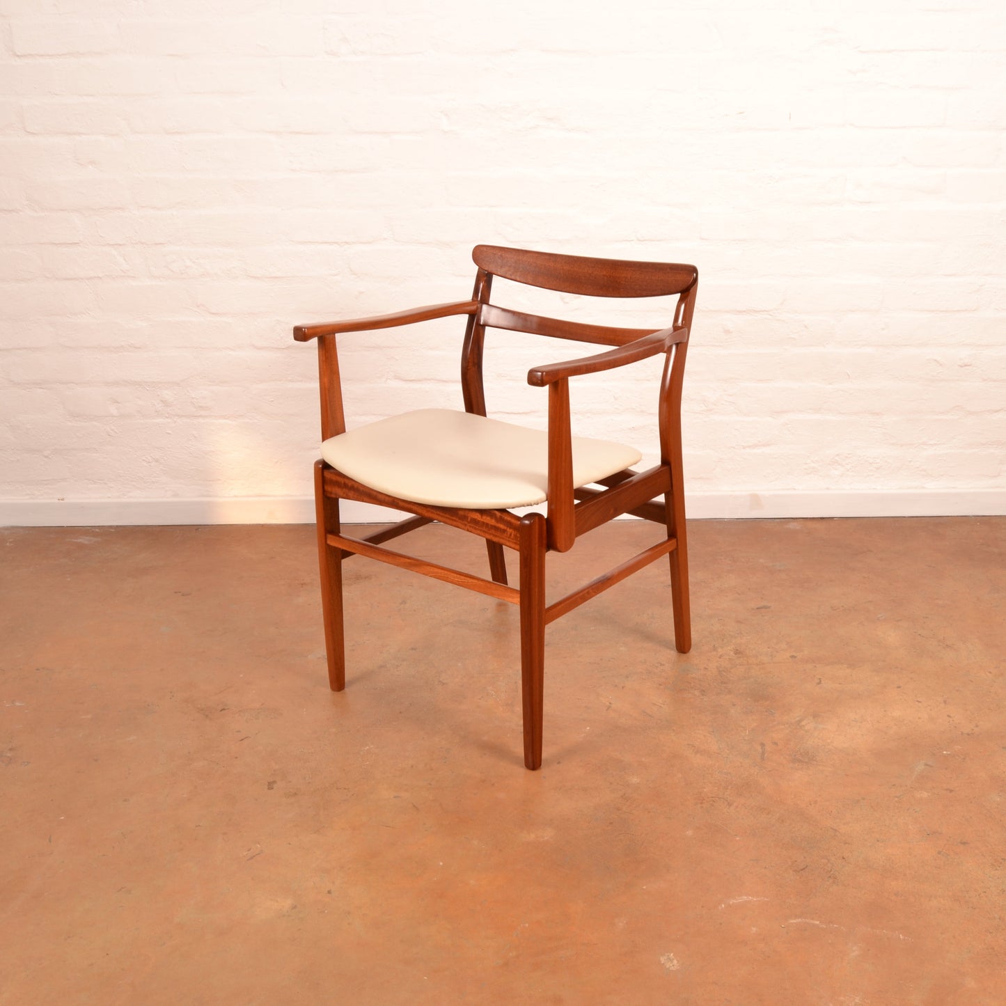 Set of 8 x MCM Dining Chairs by DS Vorster & Co