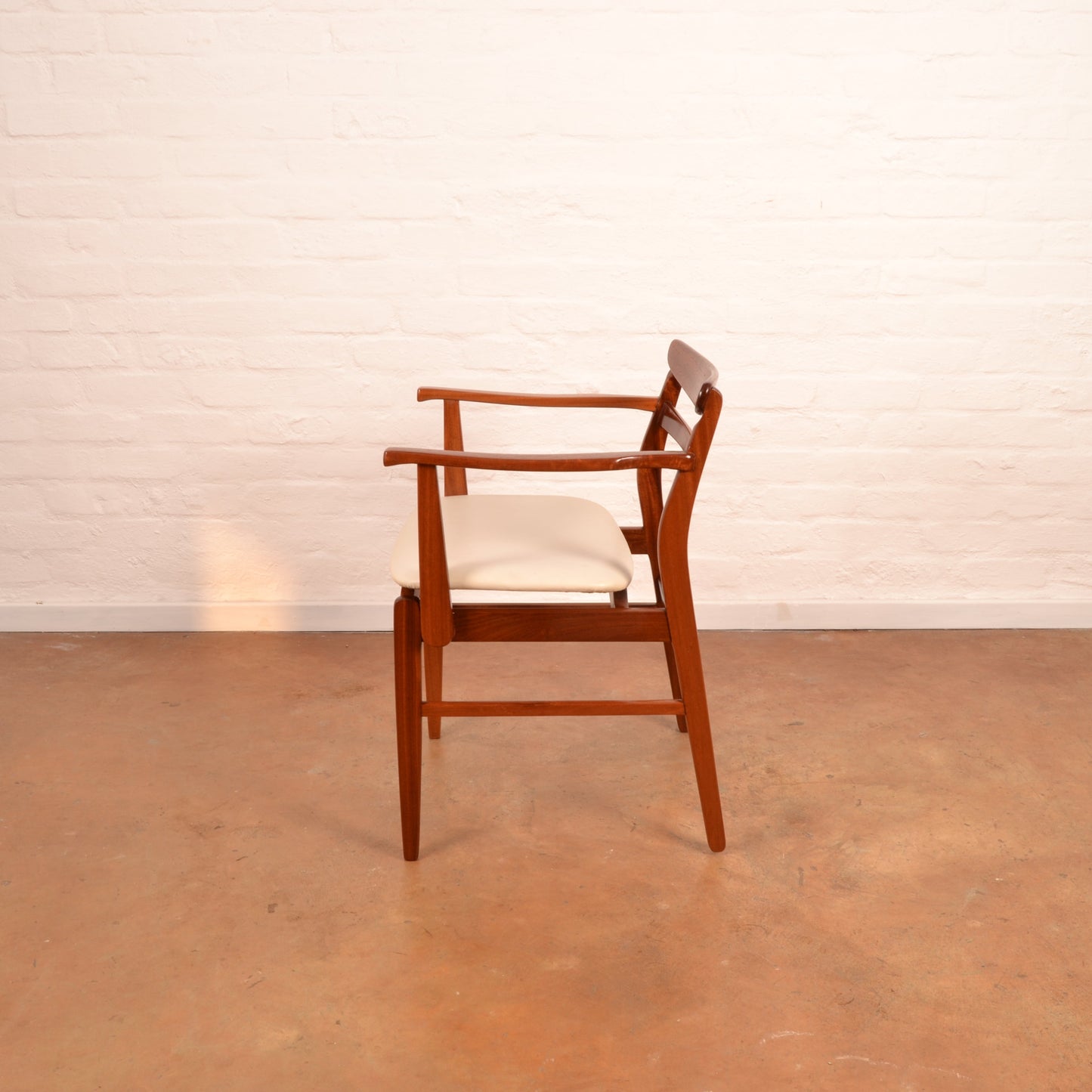 Set of 8 x MCM Dining Chairs by DS Vorster & Co