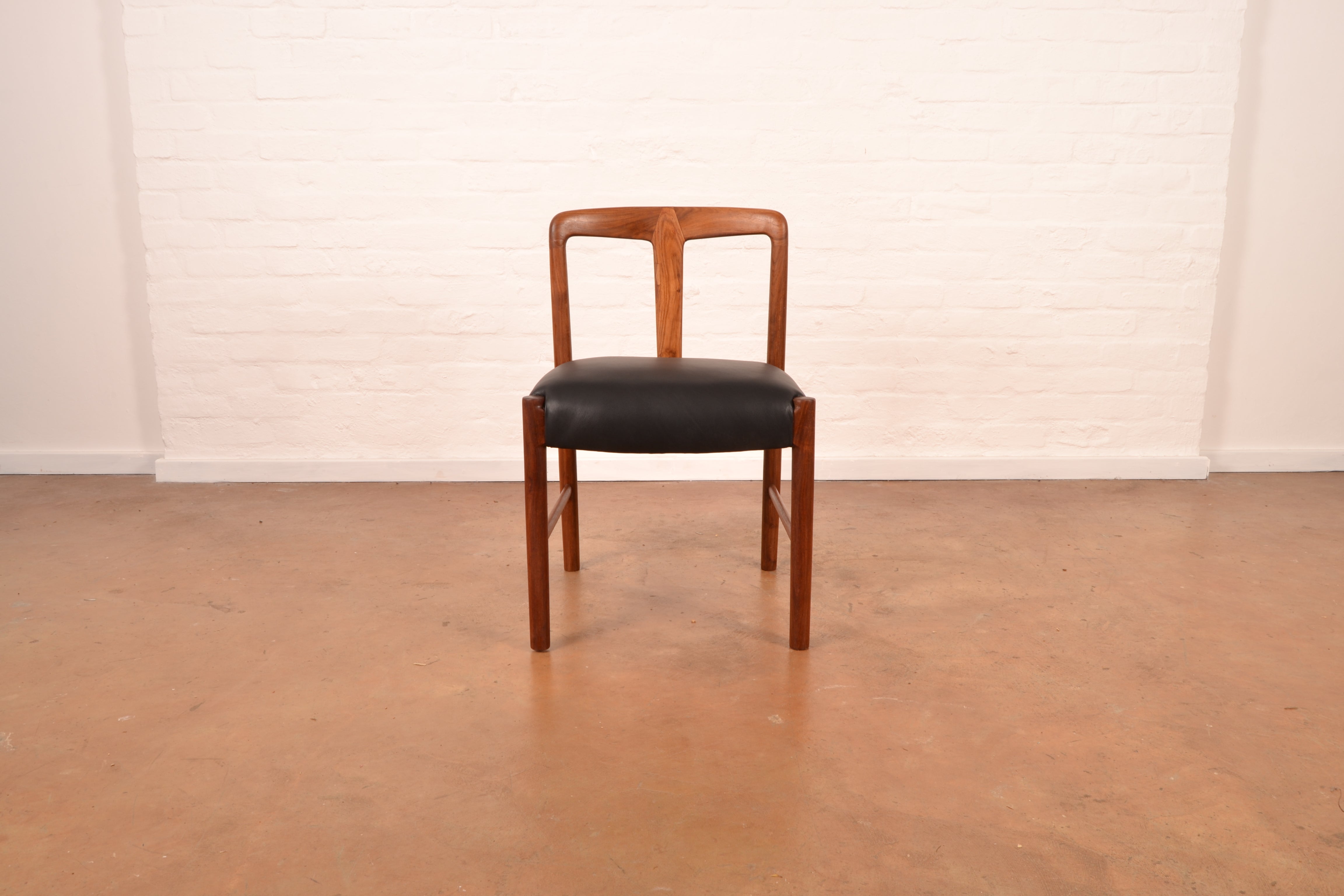 Set of 4 Mid Century Modern Dining Chairs by Artecasa