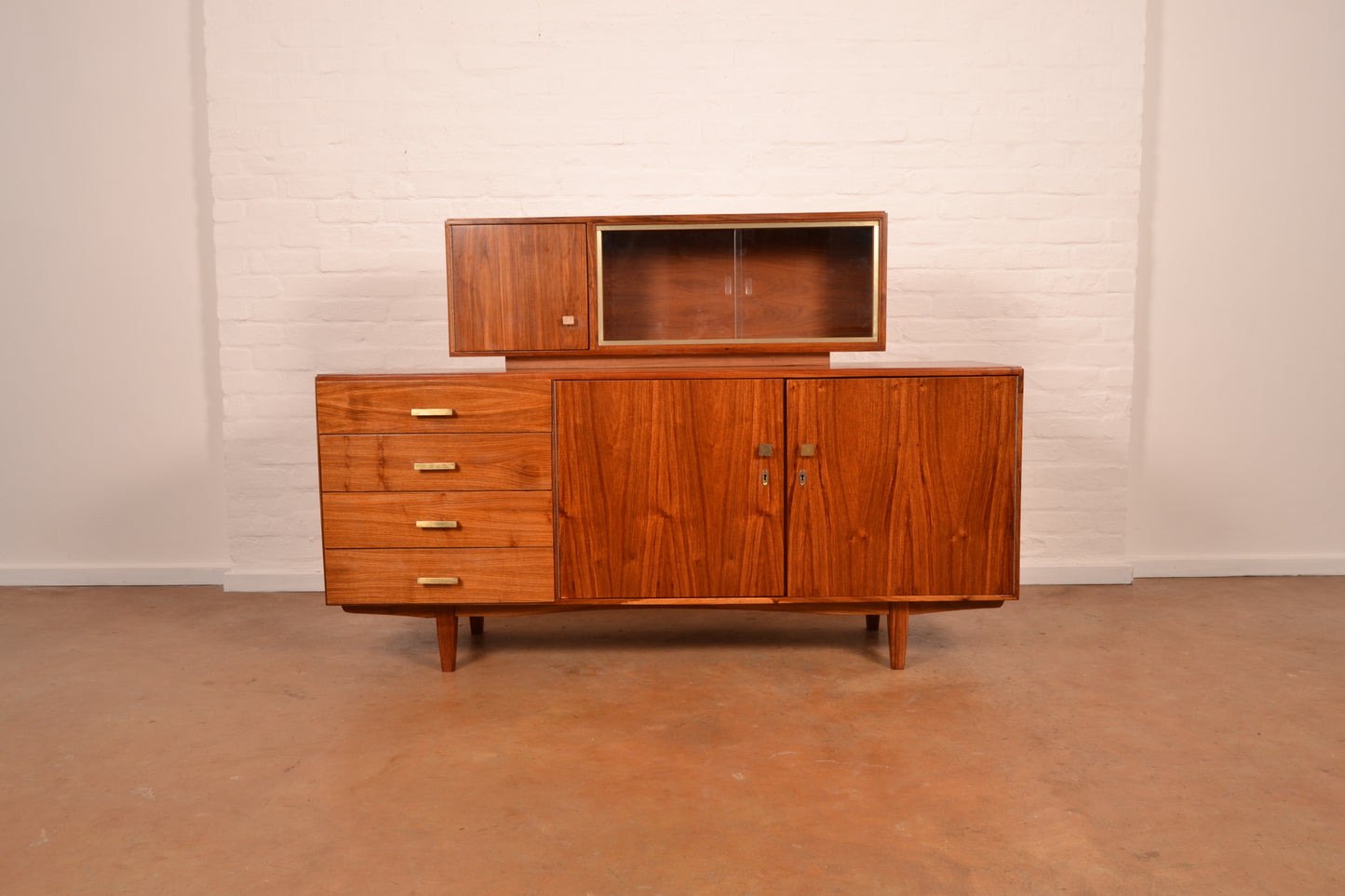Vintage MCM Sideboard & Display Cabinet in Kiaat by Kallenbach's