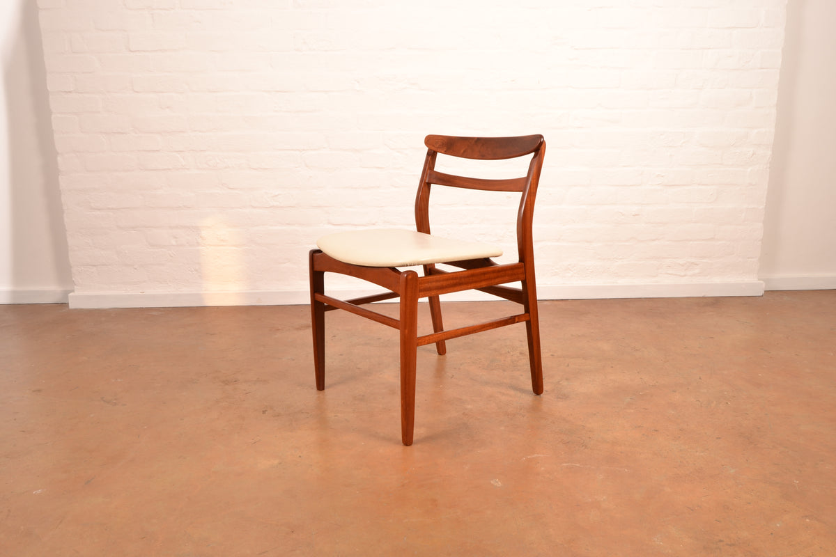 Vintage South African John Tabraham for DS Vorster & Co Mid-Century Modern 6–8 Seater Extendable Dining Set in African Mahogany – Original 1960s