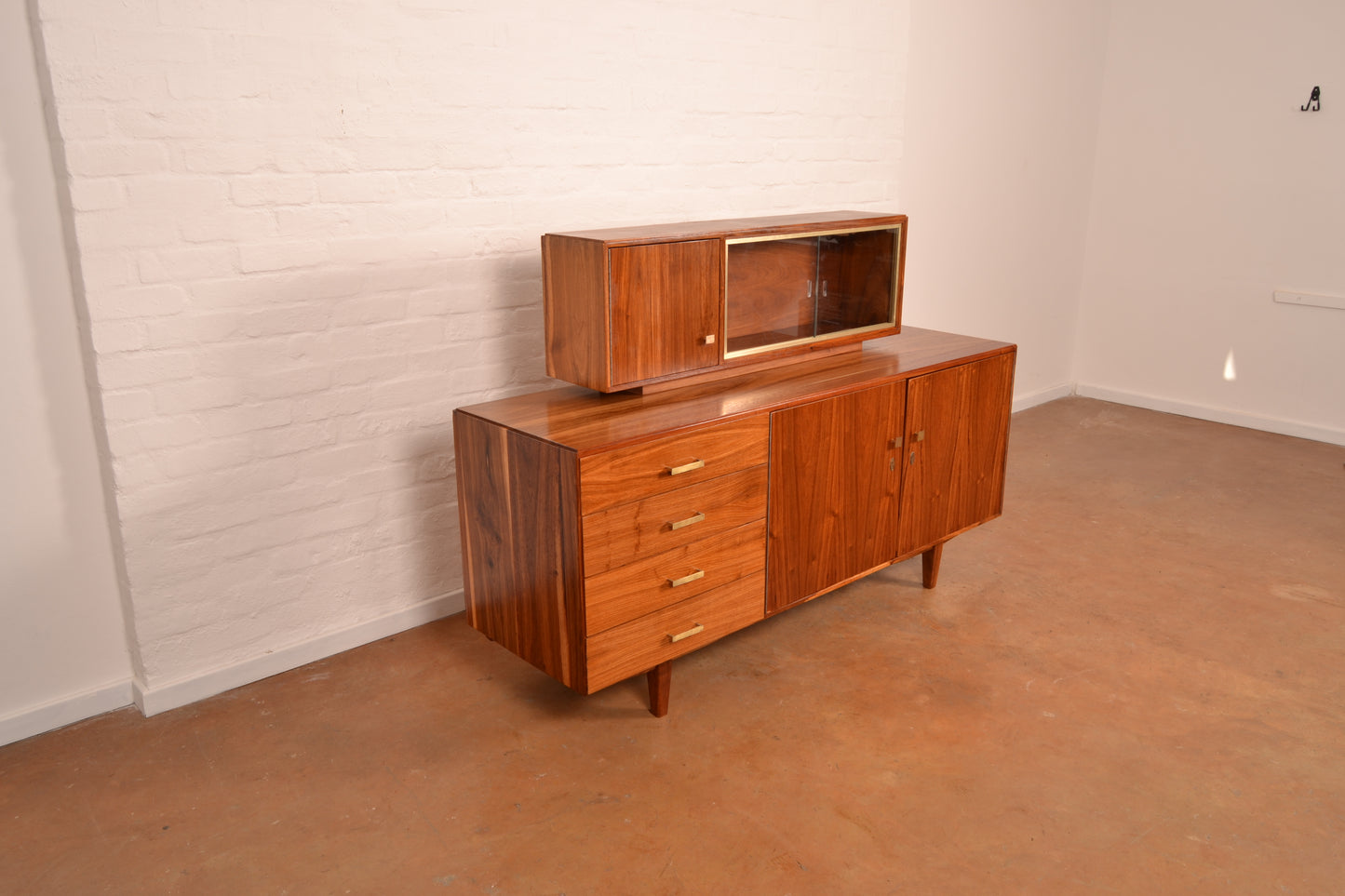Vintage MCM Sideboard & Display Cabinet in Kiaat by Kallenbach's