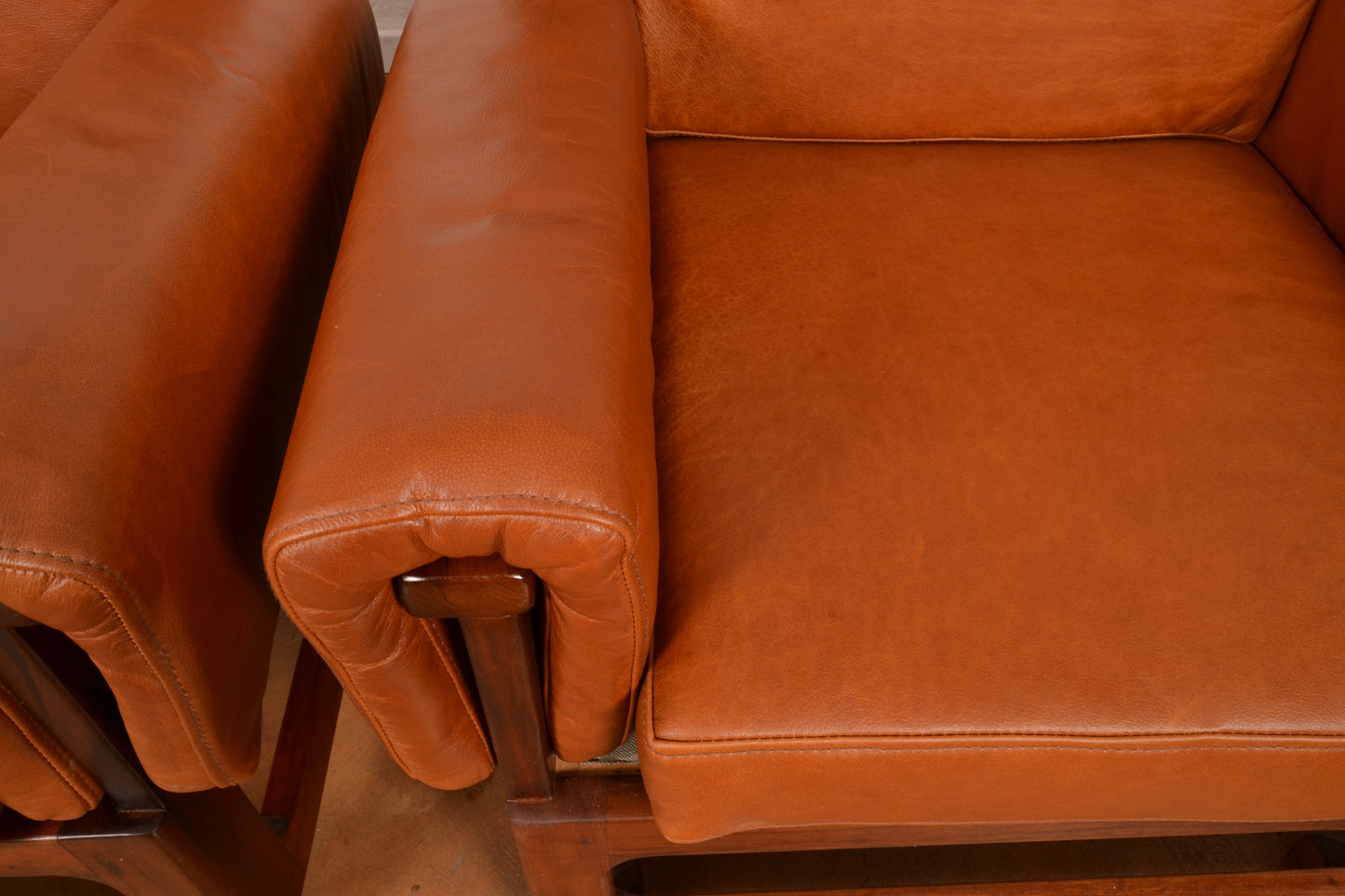Vintage Pair of Genuine Leather "Copa" Style Armchairs in Brazilian Walnut
