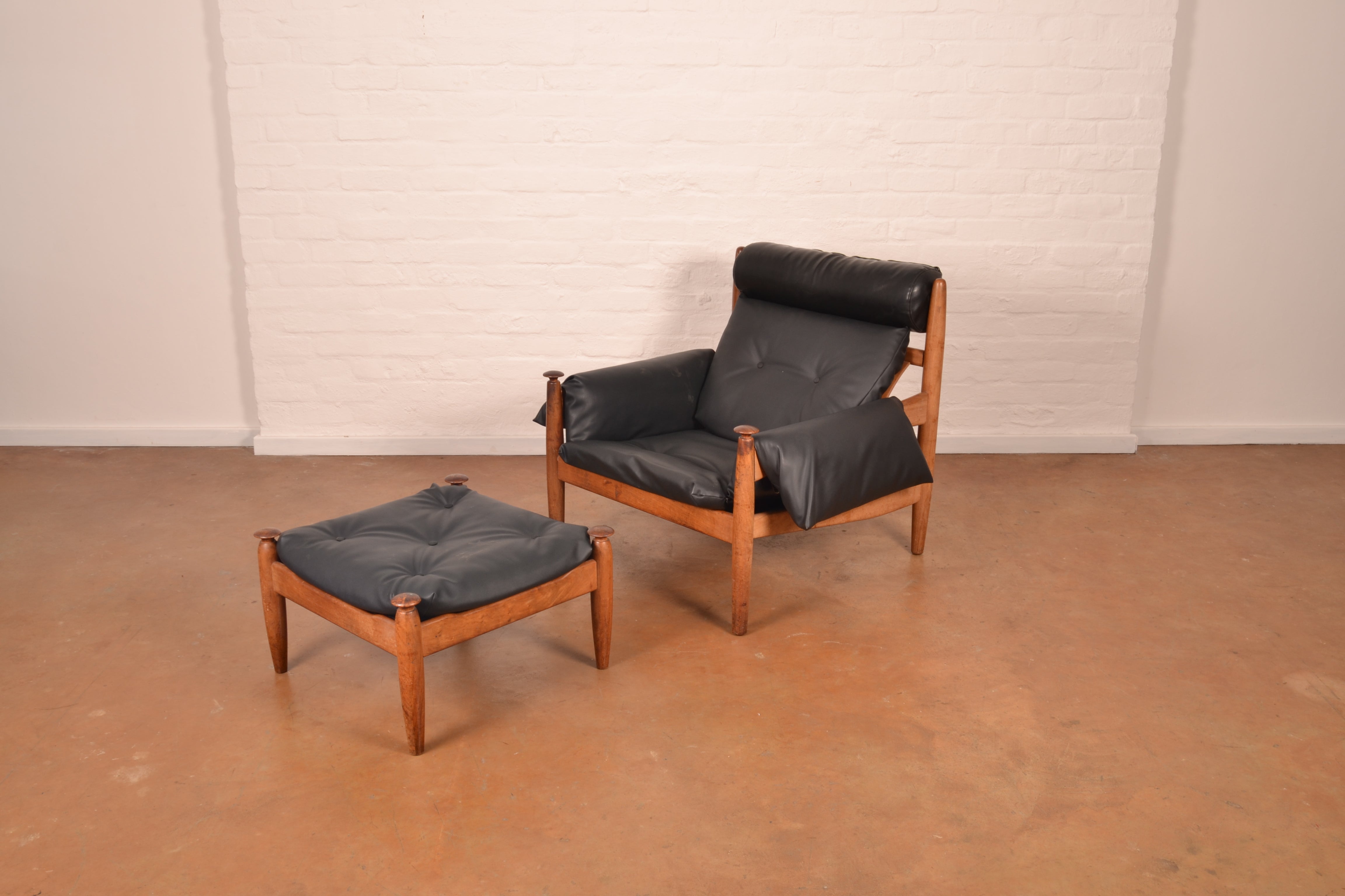 Vintage ‘Amiral’ Lounge Chair & Ottoman in Solid Kiaat