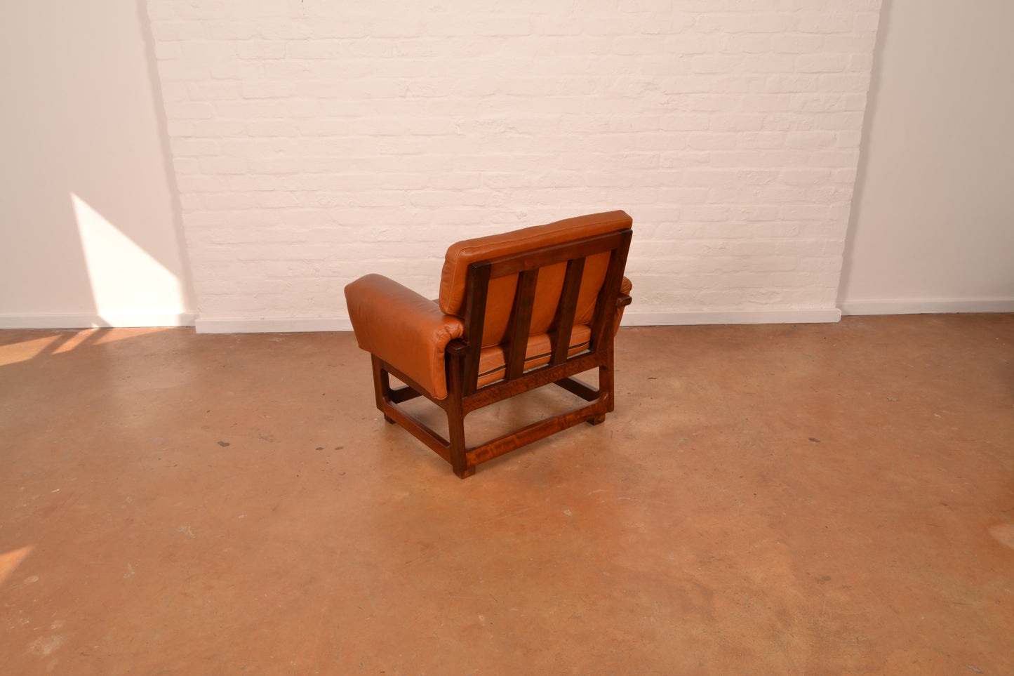 Vintage Pair of Genuine Leather "Copa" Style Armchairs in Brazilian Walnut