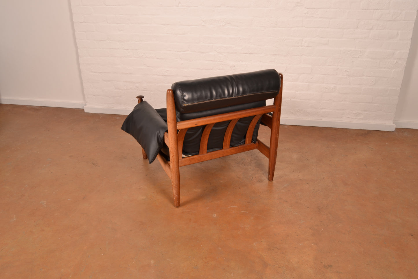 Vintage ‘Amiral’ Lounge Chair & Ottoman in Solid Kiaat