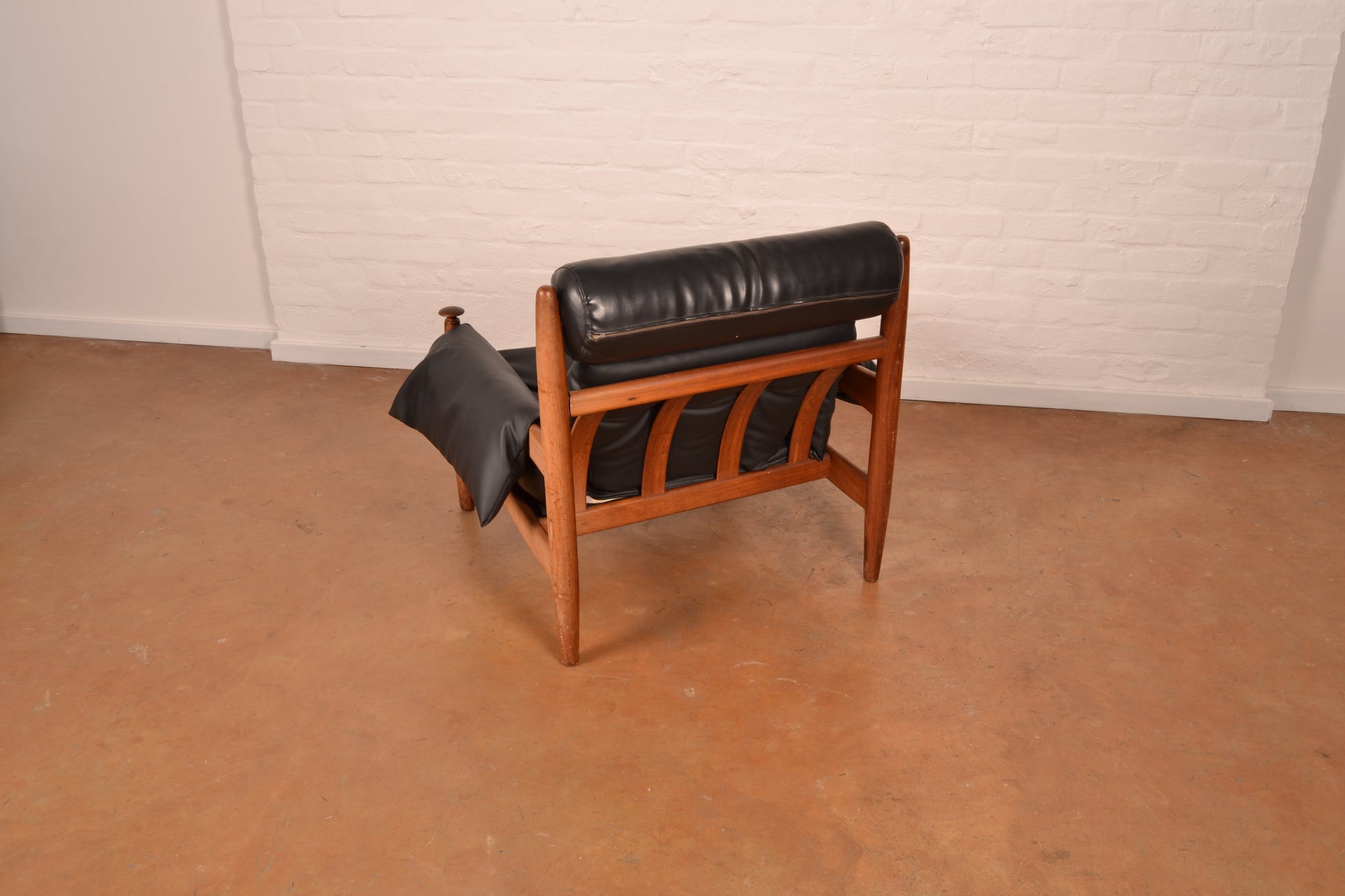 Vintage ‘Amiral’ Lounge Chair & Ottoman in Solid Kiaat