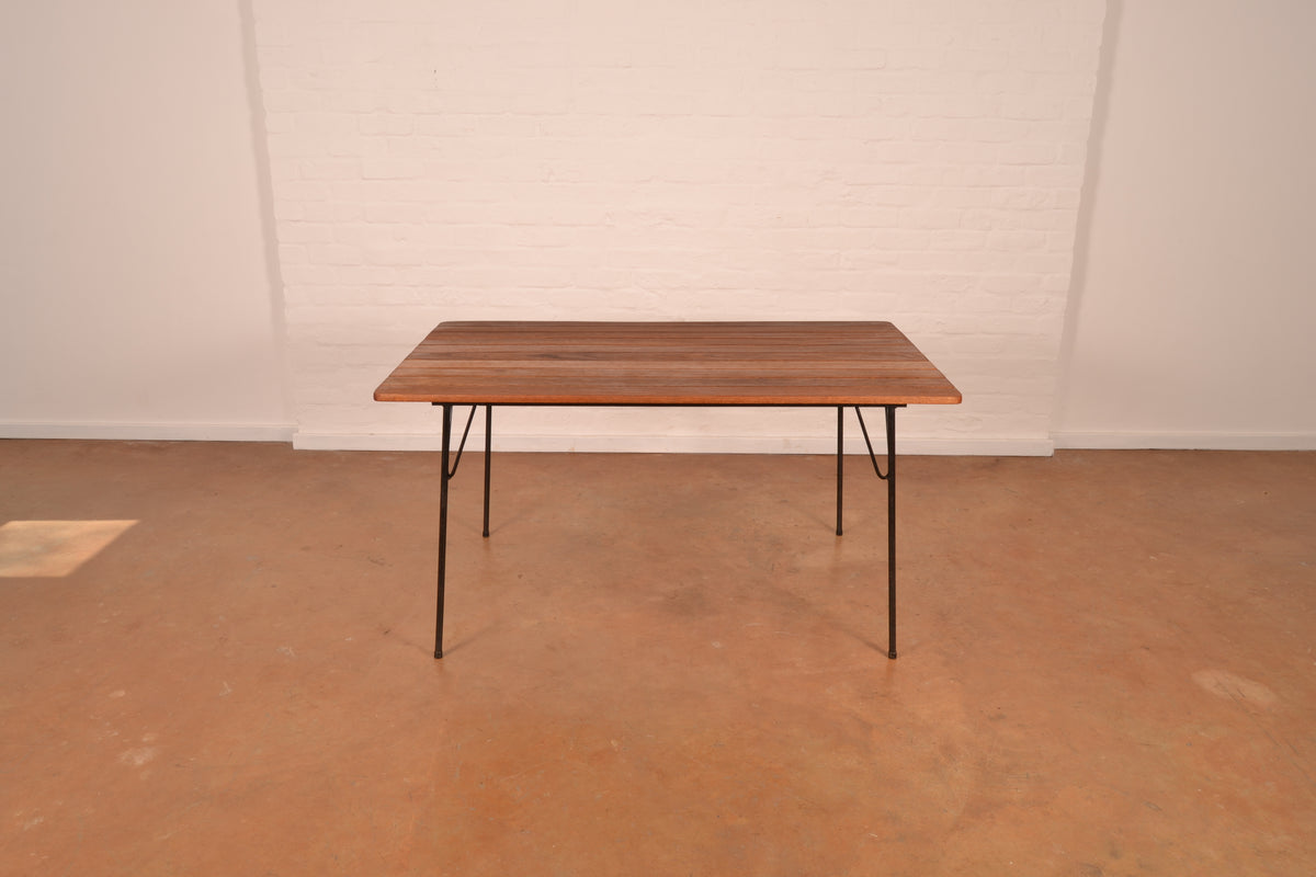 Retro 6-Seater Outdoor Dining Set in Meranti & Mild Steel
