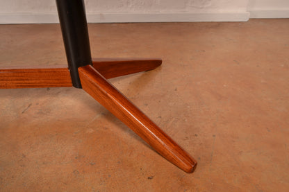 8–10 Seater Extendable South African Mid-Century Modern Dining Table designed by John Tabraham for DS Vorster & Co in Mahogany