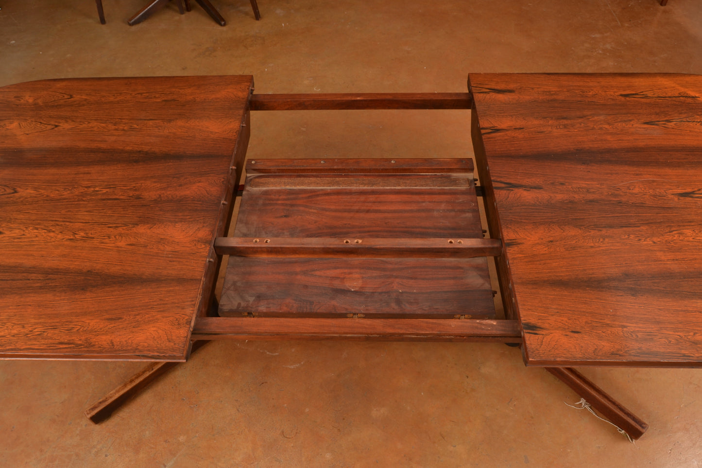 6-8 Seater MCM Extendable Dining Table by Kallenbach's