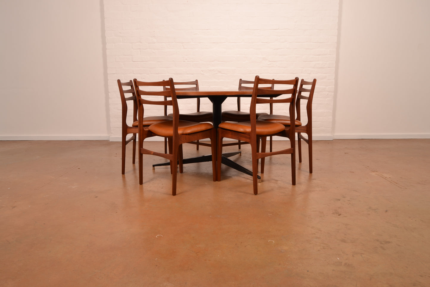 Fully Restored South African Mid-Century Modern 6-Seater Dining Set in Mahogany by DS Vorster & Co