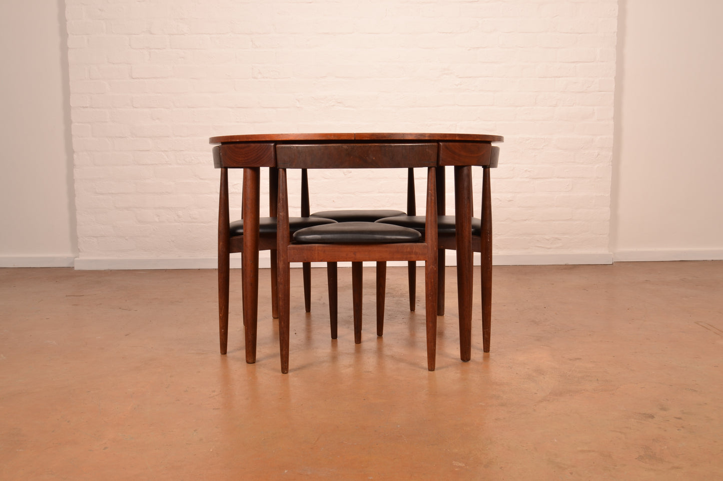 6-Seater Danish Mid Century Modern Extendable Dining Set