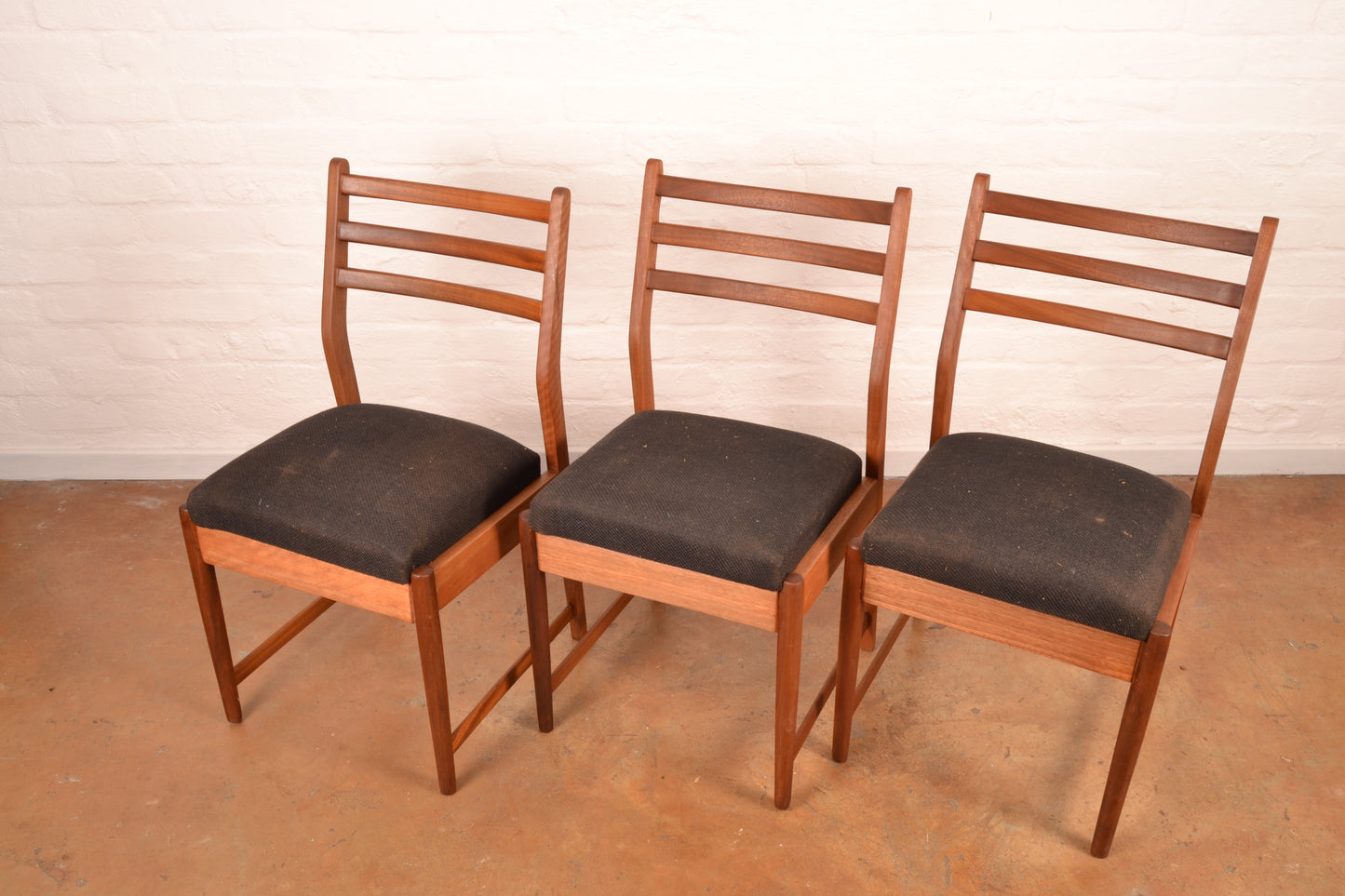 6 Seater Mid Century Modern Dining Room Set by Frystark