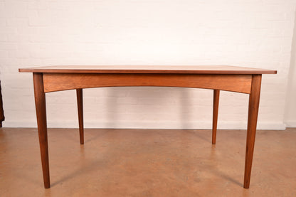 6 Seater Mid Century Modern Dining Table by Frystark
