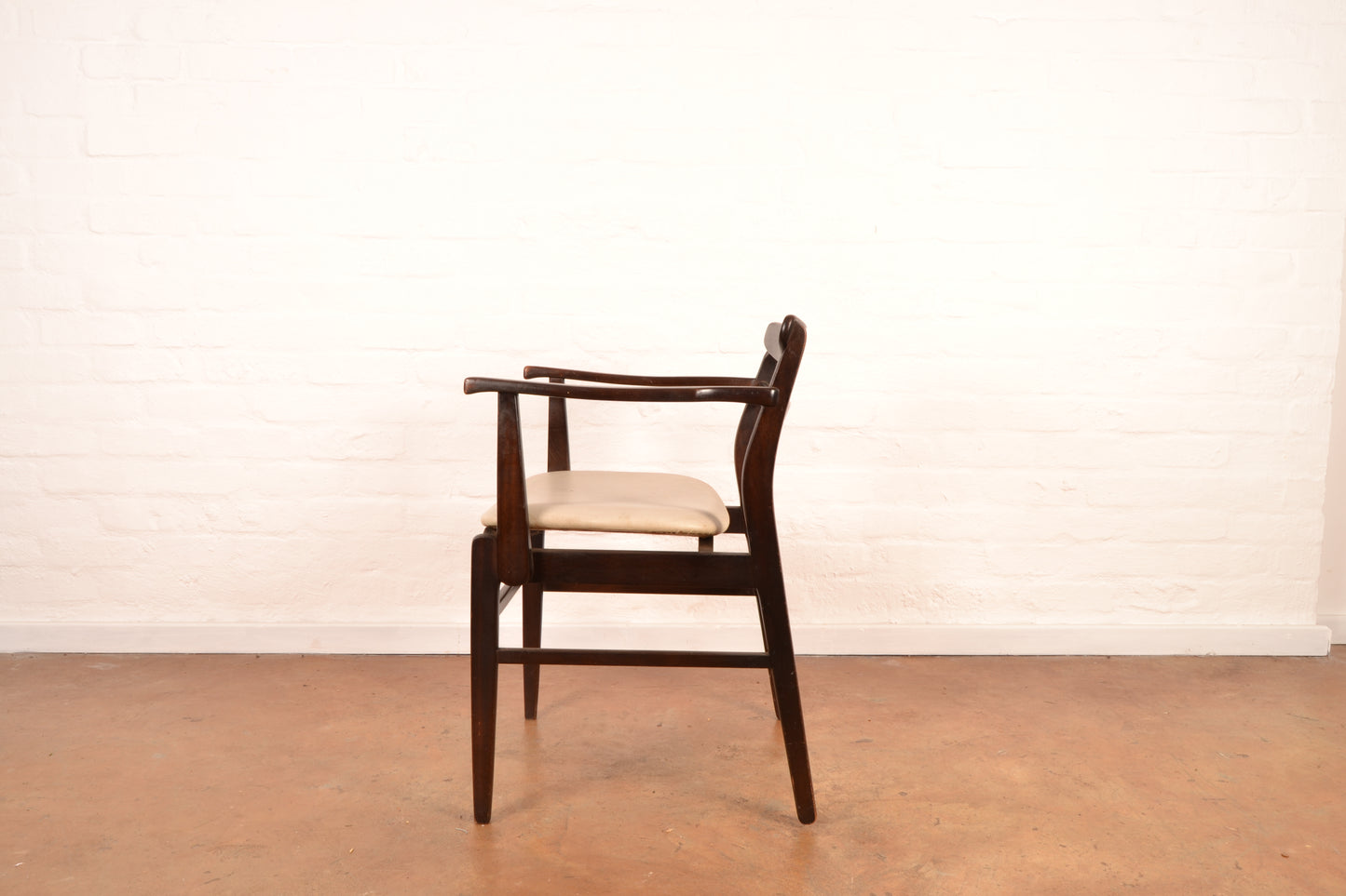 6-8 Seater Mid Century Modern Extendable Dining Set by John Tabraham for DS Vorster & Co