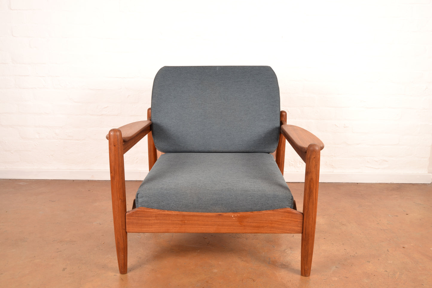 Mid Century Modern Lounge Set