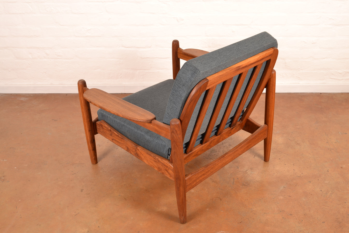 Mid Century Modern Lounge Set
