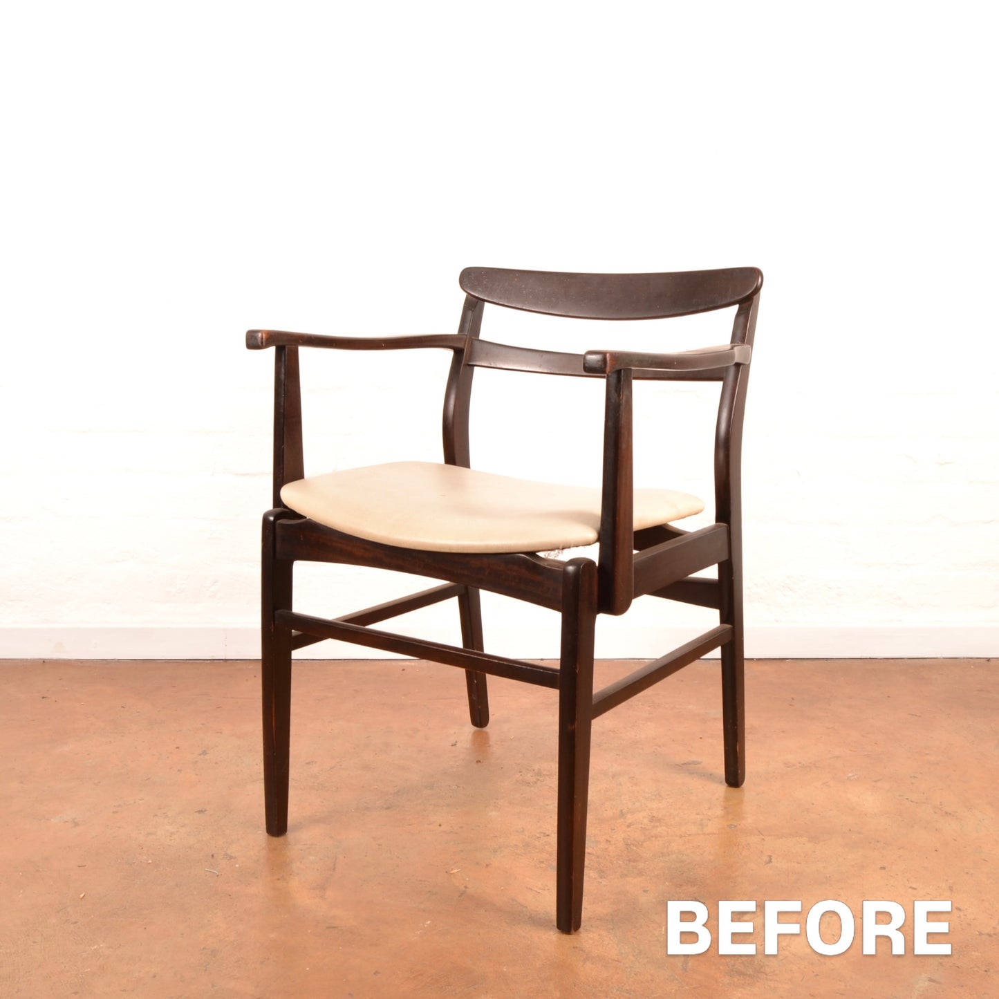 Set of 8 x MCM Dining Chairs by DS Vorster & Co