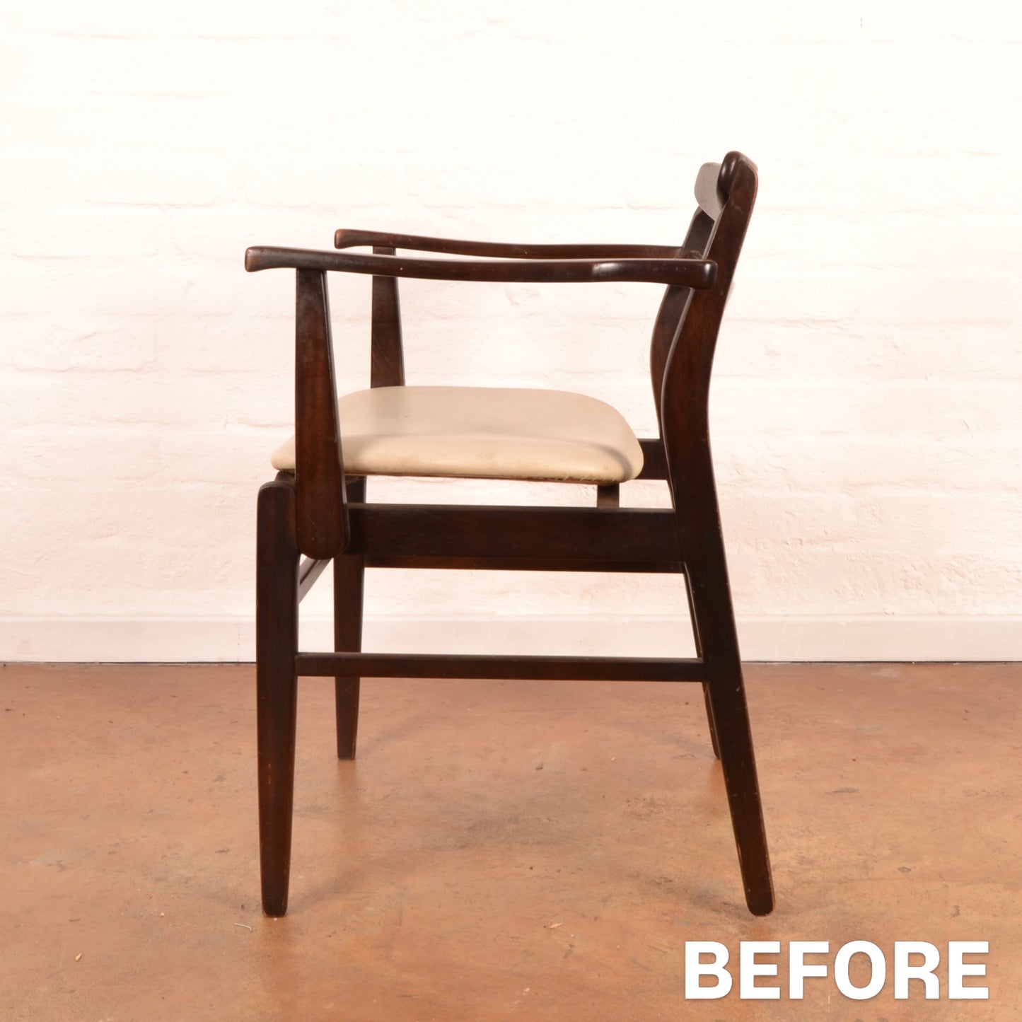 Set of 8 x MCM Dining Chairs by DS Vorster & Co