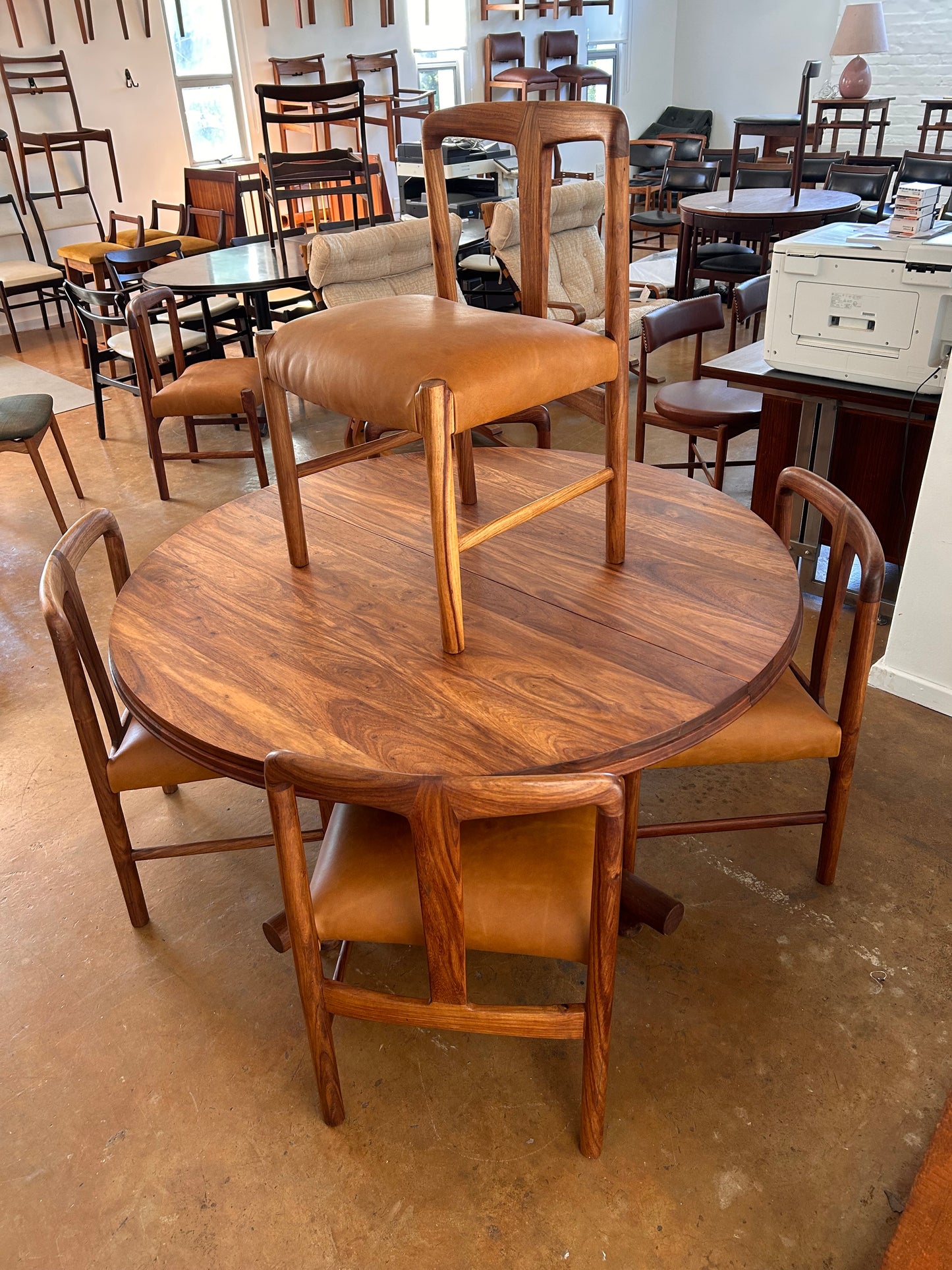 6 - Seater Mid Century Modern Extendable Dining Set by Artecasa