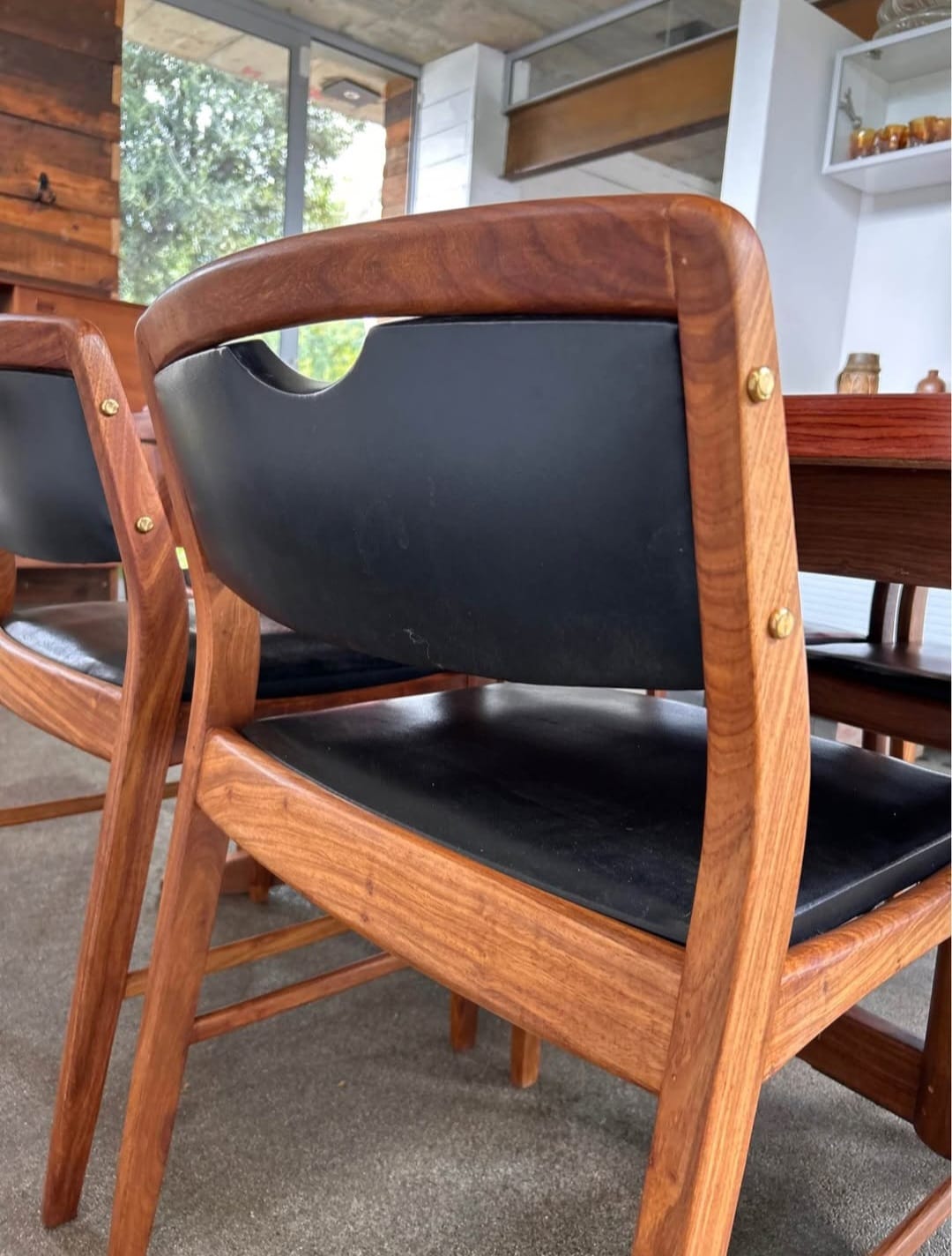 6-Seater Mid Century Modern Oval Dining Set