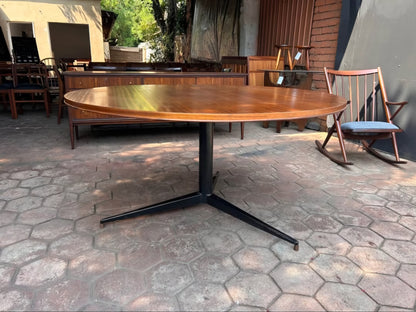 Mid Century Modern 6-Seater Dining Table