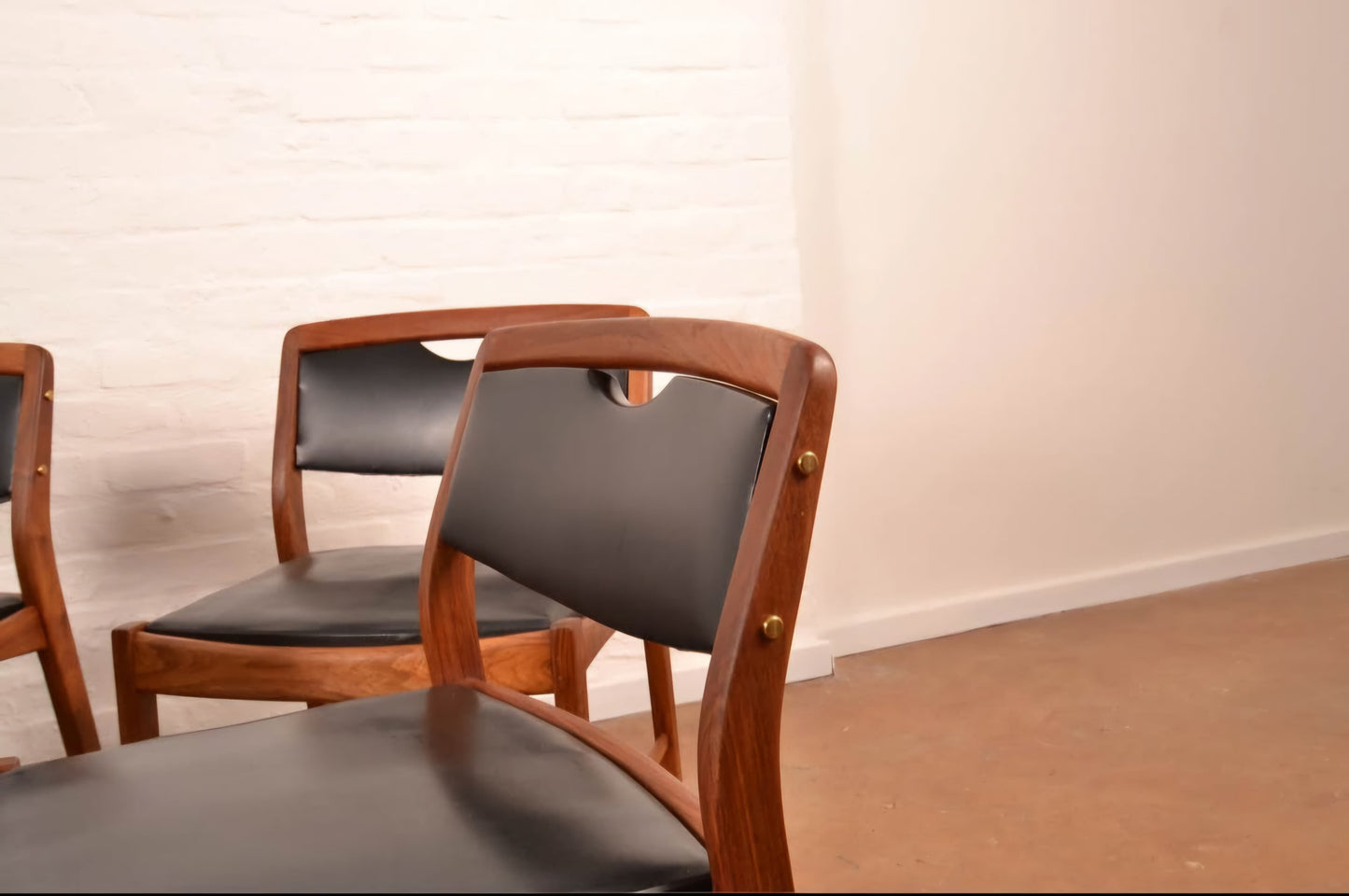 6 x Mid Century Modern Dining Chairs